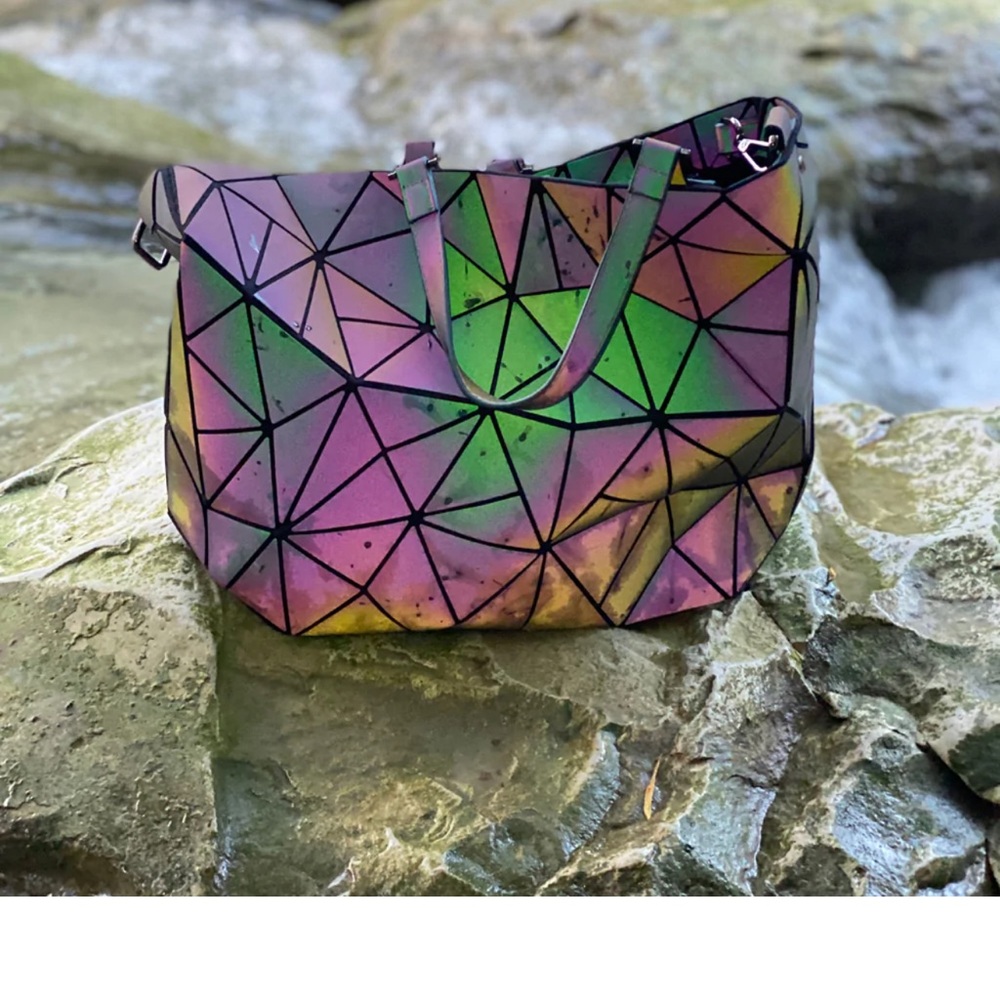 NWT The Lumination Holographic Handbag - Picture 3 of 8